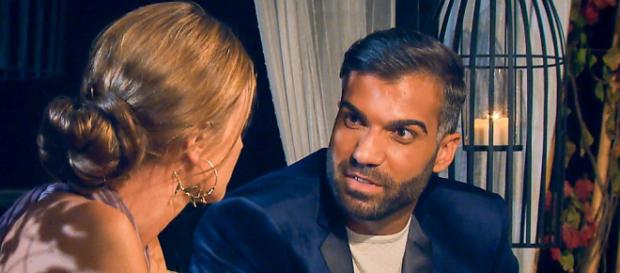 Rafi hat von der Bachelorette schon wieder eine Rose bekommen Rafi hat von der Bachelorette schon wieder eine Rose bekommen