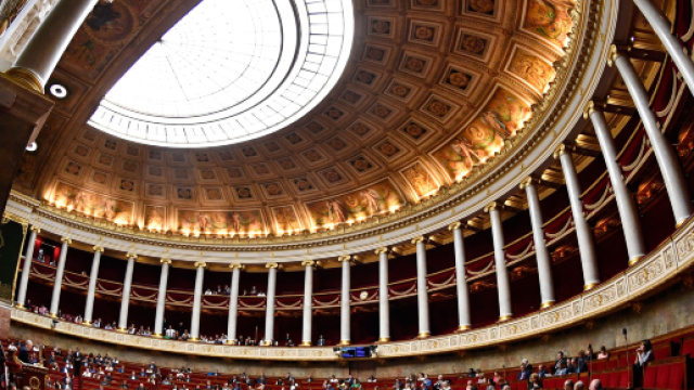 Benalla: durcissement des règles d'octroi des badges à l'Assemblée ... - cmslap.com