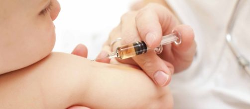 Morbillo: l'allarme dell'Oms e l'invito a vaccinarsi