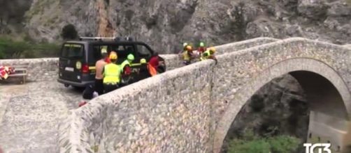 Tragedia in Calabria, torrente in piena travolge escursionisti: 8 morti sul Pollino