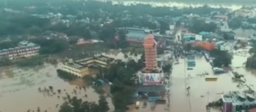 Worst floods in a century kill at least 324 in India's Kerala. [Image courtesy – Euronews (in English), YouTube video]