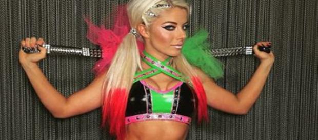 Alexa Bliss loses to The Rookie Rhonda Rousey - Image Sabre Blade | Flickr Alexa Bliss loses to The Rookie Rhonda Rousey - Image Sabre Blade | Flickr