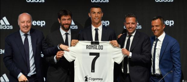 Cristiano Ronaldo: "Quiero hacer historia en Juventus" - TIMEJUST - timejust.es Cristiano Ronaldo: "Quiero hacer historia en Juventus" - TIMEJUST - timejust.es
