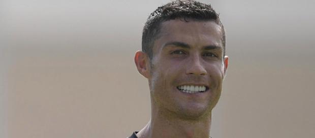 Cristiano Ronaldo, en un entrenamiento con la Juventus de Turín. Cristiano Ronaldo, en un entrenamiento con la Juventus de Turín.