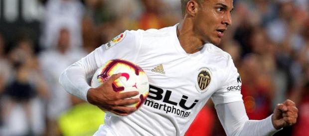 El Valencia y el Atlético de Madrid están igualados a un gol en el debut de la Liga El Valencia y el Atlético de Madrid están igualados a un gol en el debut de la Liga