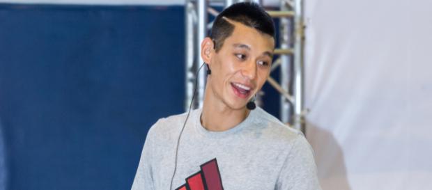 Should the Los Angeles Lakers pursue Jeremy Lin? / Photo via Gene Wang, Flickr CC Should the Los Angeles Lakers pursue Jeremy Lin? / Photo via Gene Wang, Flickr CC