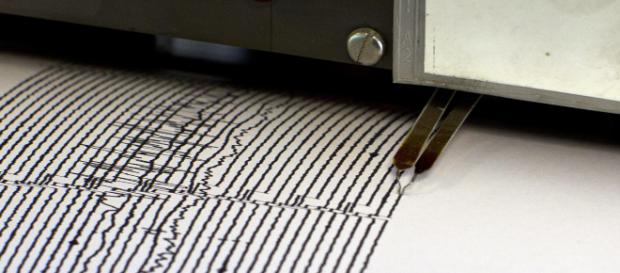 Terremoto, due scosse in Emilia: paura nei pressi di Bagnolo di Piano Terremoto, due scosse in Emilia: paura nei pressi di Bagnolo di Piano