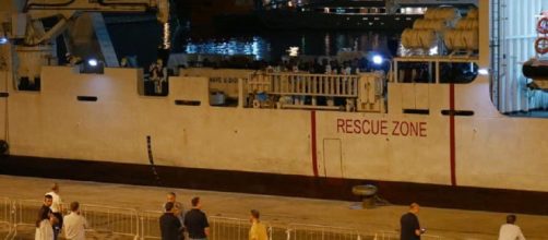 Nave Diciotti: i 29 minori a bordo possono sbarcare