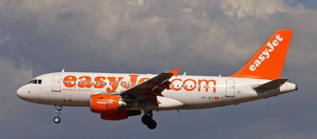 EasyJet lascia a terra i passeggeri che non hanno pagato supplemento per scelta posto EasyJet lascia a terra i passeggeri che non hanno pagato supplemento per scelta posto