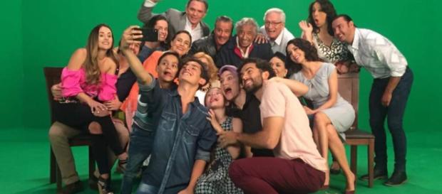 Su mayor deseo era ver a sus familias unidas. Su mayor deseo era ver a sus familias unidas.