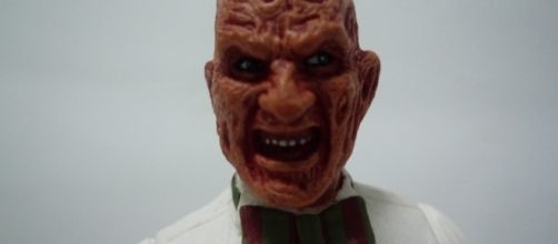 Mezco Cinema of Fear serie 3: Análisis de “Freddy Krueger” (Chef ... - blogspot.com