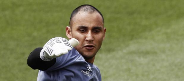 Claudio Bravo se lesiona y Guardiola quiere a Keylor Navas Claudio Bravo se lesiona y Guardiola quiere a Keylor Navas