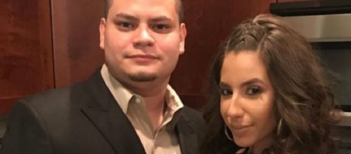 Jo Rivera and Vee Torres pose for a photo. [Image Source: thejoerivera - Instagram]