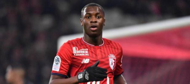 Fodé Ballo-Touré est une piste relancée par l'OM en cette fin de mercato. Fodé Ballo-Touré est une piste relancée par l'OM en cette fin de mercato.