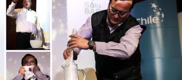 Científicos chilenos crean una bolsa hidrosoluble Científicos chilenos crean una bolsa hidrosoluble