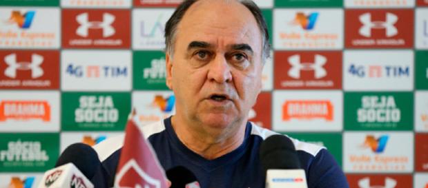 Marcelo Oliveira ainda busca esquema ideal, mas confia em recuperação no Brasileiro (Foto: Lucas Merçon) Marcelo Oliveira ainda busca esquema ideal, mas confia em recuperação no Brasileiro (Foto: Lucas Merçon)