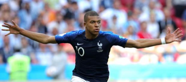 Mbappé, Neymar o Hazard, ¿quién para remplazo de CR7 en el Madrid? Mbappé, Neymar o Hazard, ¿quién para remplazo de CR7 en el Madrid?