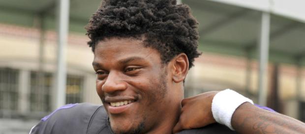 On last day of practice before preseason, Ravens' Lamar Jackson ... - (Image via baltimoresun.com/Youtube) On last day of practice before preseason, Ravens' Lamar Jackson ... - (Image via baltimoresun.com/Youtube)