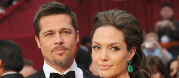 Angelina Jolie y Brad Pitt negocia un acuerdo de divorcio Angelina Jolie y Brad Pitt negocia un acuerdo de divorcio