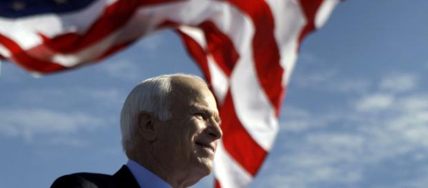 Muere el senador republicano estadounidense John McCain, víctima de un cáncer cerebral diagnosticado el pasado mes de mayo. - mundohispanico.com Muere el senador republicano estadounidense John McCain, víctima de un cáncer cerebral diagnosticado el pasado mes de mayo. - mundohispanico.com