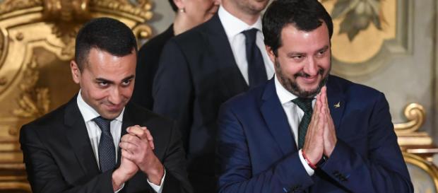 Pensioni anticipate, ipotesi parziale quota 100 a età fisse 64 o 65 anni e uscita a 42. Pensioni anticipate, ipotesi parziale quota 100 a età fisse 64 o 65 anni e uscita a 42.