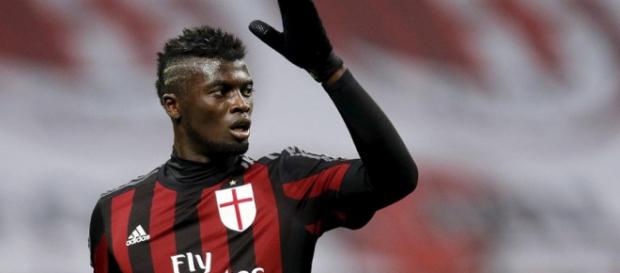 M'Baye Niang s'éloigne de plus en plus d'une signature à l'OM en cette fin de mercato. M'Baye Niang s'éloigne de plus en plus d'une signature à l'OM en cette fin de mercato.