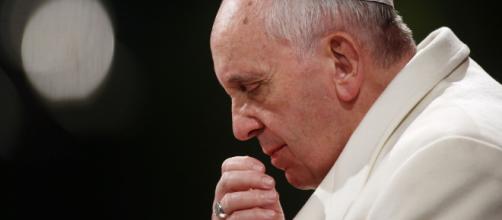 Grave denuncia contra el papa Francisco: lo acusan de encubrir los abusos de menores