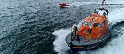 The Coastguard have found the two dead fishermen, following the rescue of three from a sinking boat. [Image @fashion_4_me/Twitter]