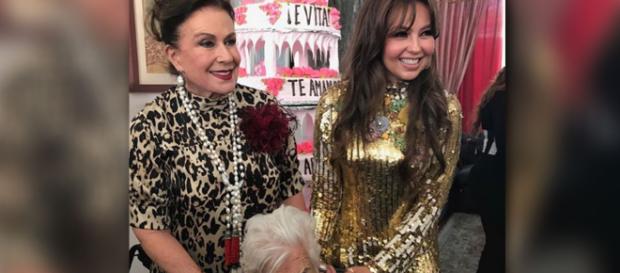 Thalía celebra su cumpleaños en un barco junto a su familia Thalía celebra su cumpleaños en un barco junto a su familia