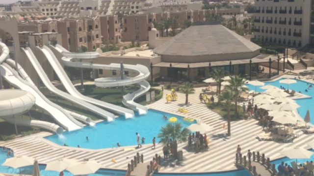 Allo 'Steigenberger Aqua Magic Hotel' di Hurghada due turisti sono morti in circostanze misteriose. Altri si sono sentiti male