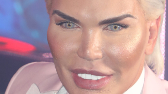Human Ken Doll' Rodrigo Alves removed from 'Celebrity Big Brother ... - canoe.com