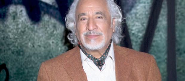 El actor Rafael Inclán es Eugenio Córcega. El actor Rafael Inclán es Eugenio Córcega.