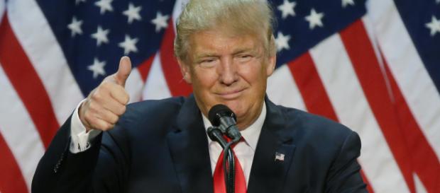 El presidente de EUA, Donald Trump planea una investigación al gigante tecnológico Google. - com.mx El presidente de EUA, Donald Trump planea una investigación al gigante tecnológico Google. - com.mx