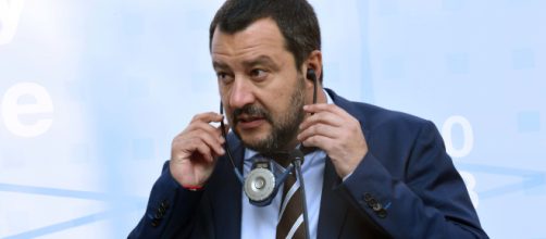 Salvini indagato (c'è un giudice ad Agrigento). Mentre l'Albania ... - farodiroma.it