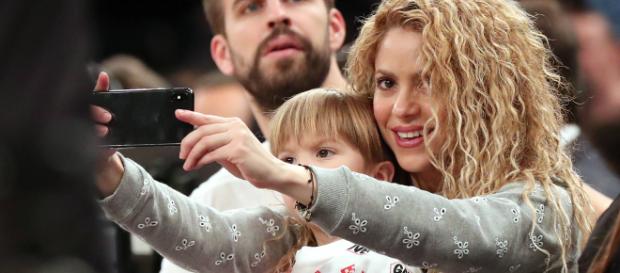 Shakira recibe graves críticas por una nueva polémica independentista Shakira recibe graves críticas por una nueva polémica independentista