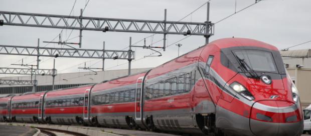 Frecciarossa, disagi sulla linea AV Roma-Firenze. Insorge il Codacons: rimborso integrale Frecciarossa, disagi sulla linea AV Roma-Firenze. Insorge il Codacons: rimborso integrale