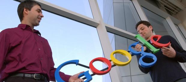 Los informáticos Larry Page y Serguéi Brin, fundadores del gigante tecnológico, salen a la defensa de Google. - fortune.com Los informáticos Larry Page y Serguéi Brin, fundadores del gigante tecnológico, salen a la defensa de Google. - fortune.com