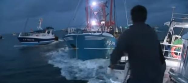 Violece as French fishermen chase British from scallop grounds in English Channel - Image - EVN France Television via Euro News | YouTube Violece as French fishermen chase British from scallop grounds in English Channel - Image - EVN France Television via Euro News | YouTube