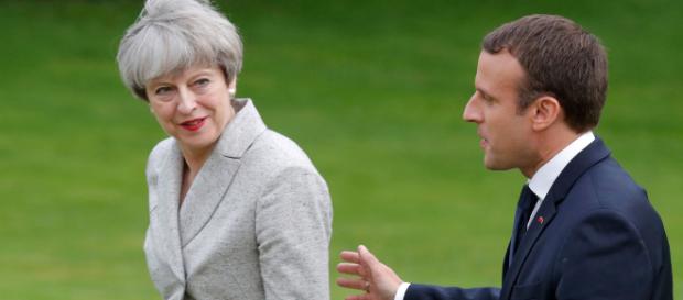 Brexit : Emmanuel Macron reçoit Theresa May à Brégançon pour avancer - lejdd.fr Brexit : Emmanuel Macron reçoit Theresa May à Brégançon pour avancer - lejdd.fr