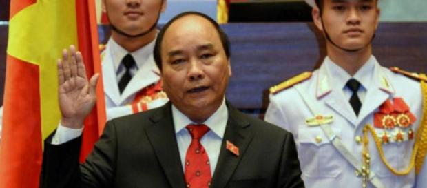 Michael Nguyen, un américain de 54 ans, est soupçonné d'avoir tenter de renverser le gouvernement vietnamien. Michael Nguyen, un américain de 54 ans, est soupçonné d'avoir tenter de renverser le gouvernement vietnamien.