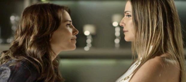 Rosa e Karola brigam durante esta semana em Segundo Sol. (Foto: Divulgação TV Globo) Rosa e Karola brigam durante esta semana em Segundo Sol. (Foto: Divulgação TV Globo)