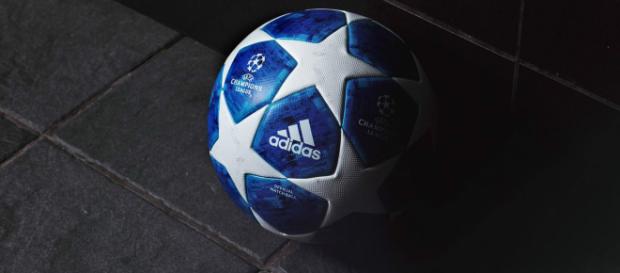 Luka Modric y Pernille Harder ganan el premio al Jugador del Año de la UEFA Luka Modric y Pernille Harder ganan el premio al Jugador del Año de la UEFA