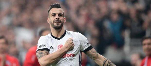 Alvaro Negredo est dans les petits papiers de l'OM, d'après la presse turque. Alvaro Negredo est dans les petits papiers de l'OM, d'après la presse turque.