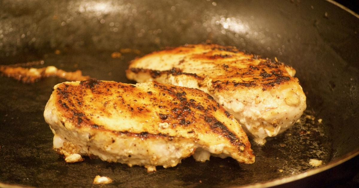 Pan fried chicken with veloute sauce recipe - and variations