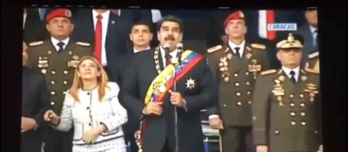 Nicolás Maduro sale ileso de presunto atentado y culpa a Santos de estar involucrado