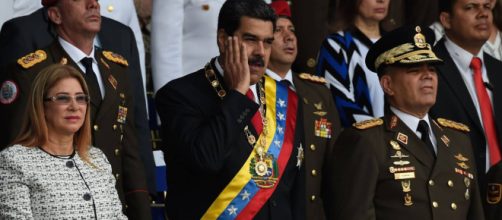 Nicolás Maduro afirma que Juan Manuel Santos ha intentado matarle.