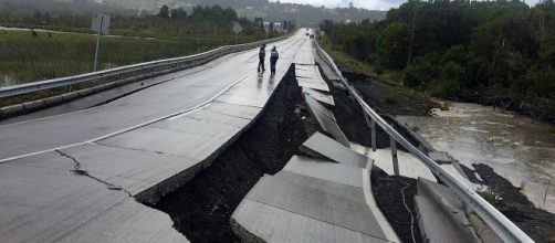 Suspenden alerta de Tsunami en Indonesia