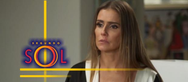 No meio da viagem, Karola desiste de sua fuga No meio da viagem, Karola desiste de sua fuga