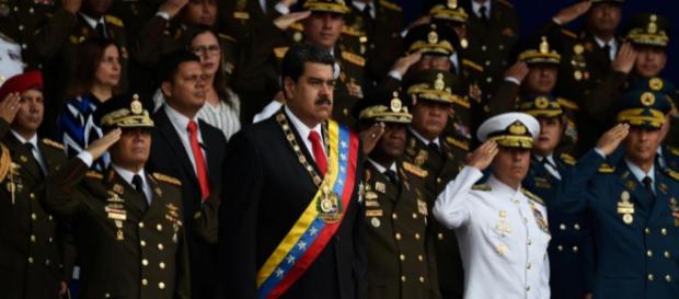Six personnes viennent d'être arrêter dans le cadre de l'attentat présumé contre Nicolas Maduro Six personnes viennent d'être arrêter dans le cadre de l'attentat présumé contre Nicolas Maduro