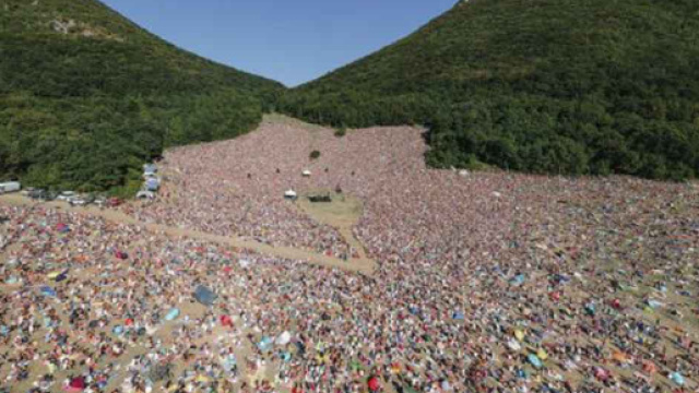 In 70mila ad ascoltare Jovanotti per il concerto pro terremotati